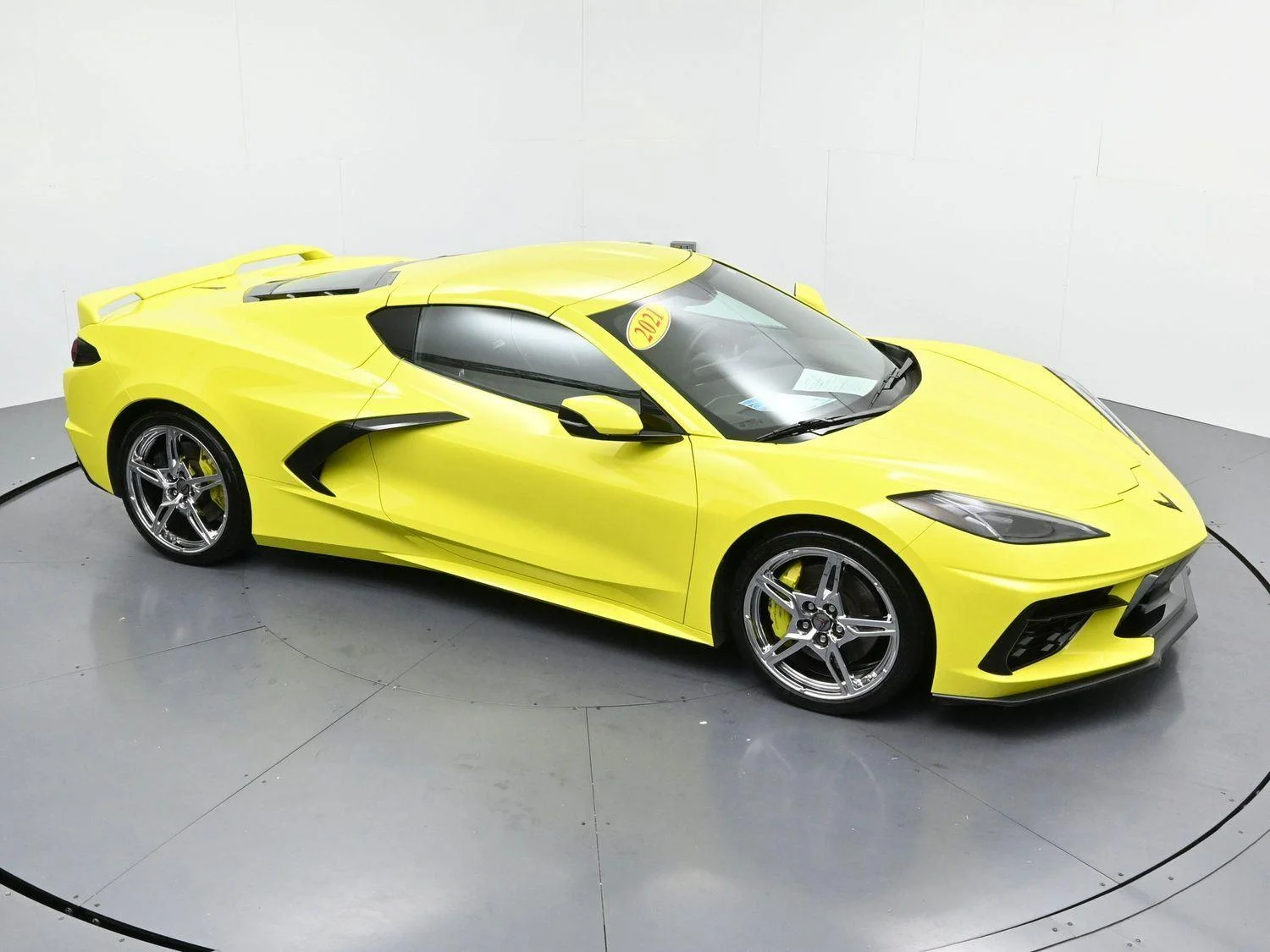 Used 2021 ACCELERATE YELLOW METALLIC Chevrolet 1LT image 37