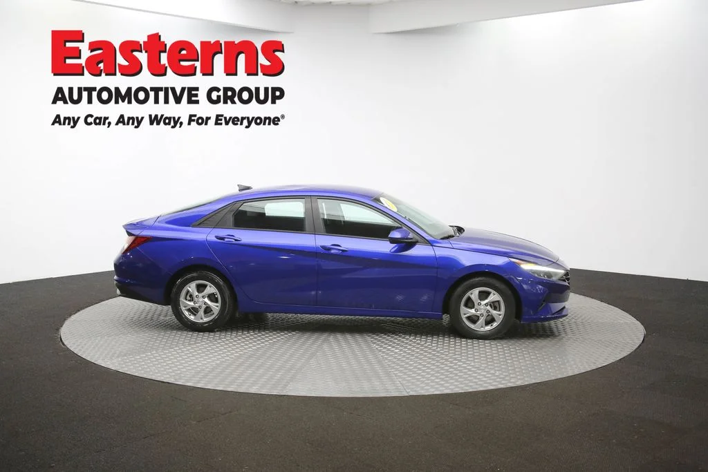 Used 2023 Blue Hyundai SE image 44