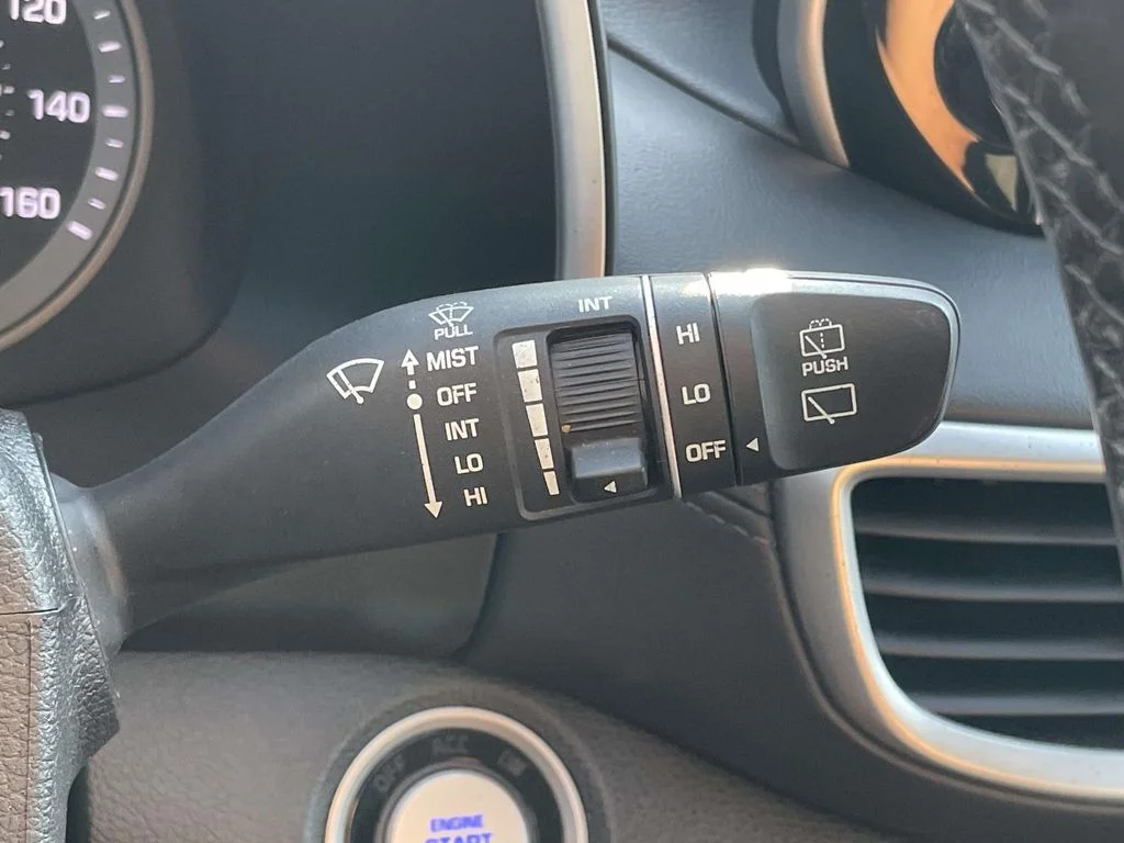 Used 2021 Magnetic Force Hyundai Limited image 13