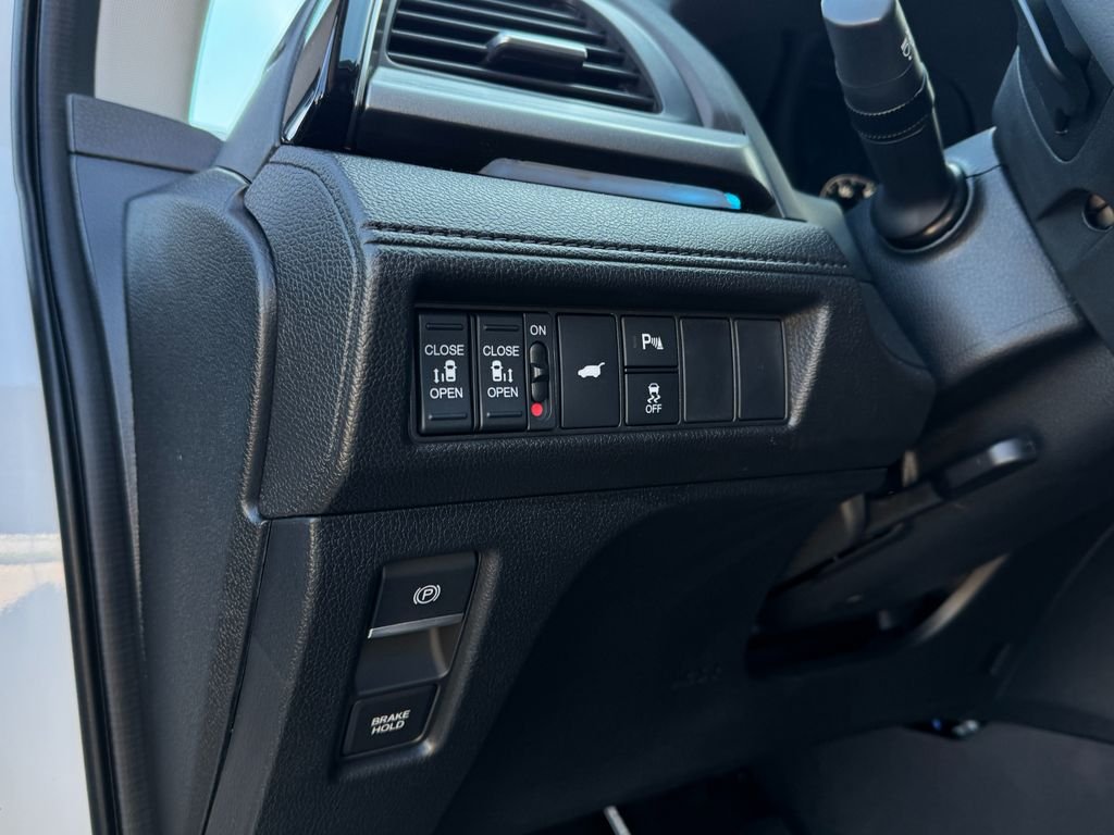 2026 Honda Odyssey Touring - Photo 9
