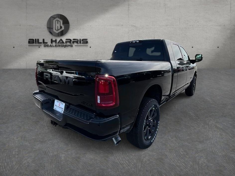 New 2026 Diamond Black Crystal Pearl-Coat Exterior Paint RAM Laramie image 5