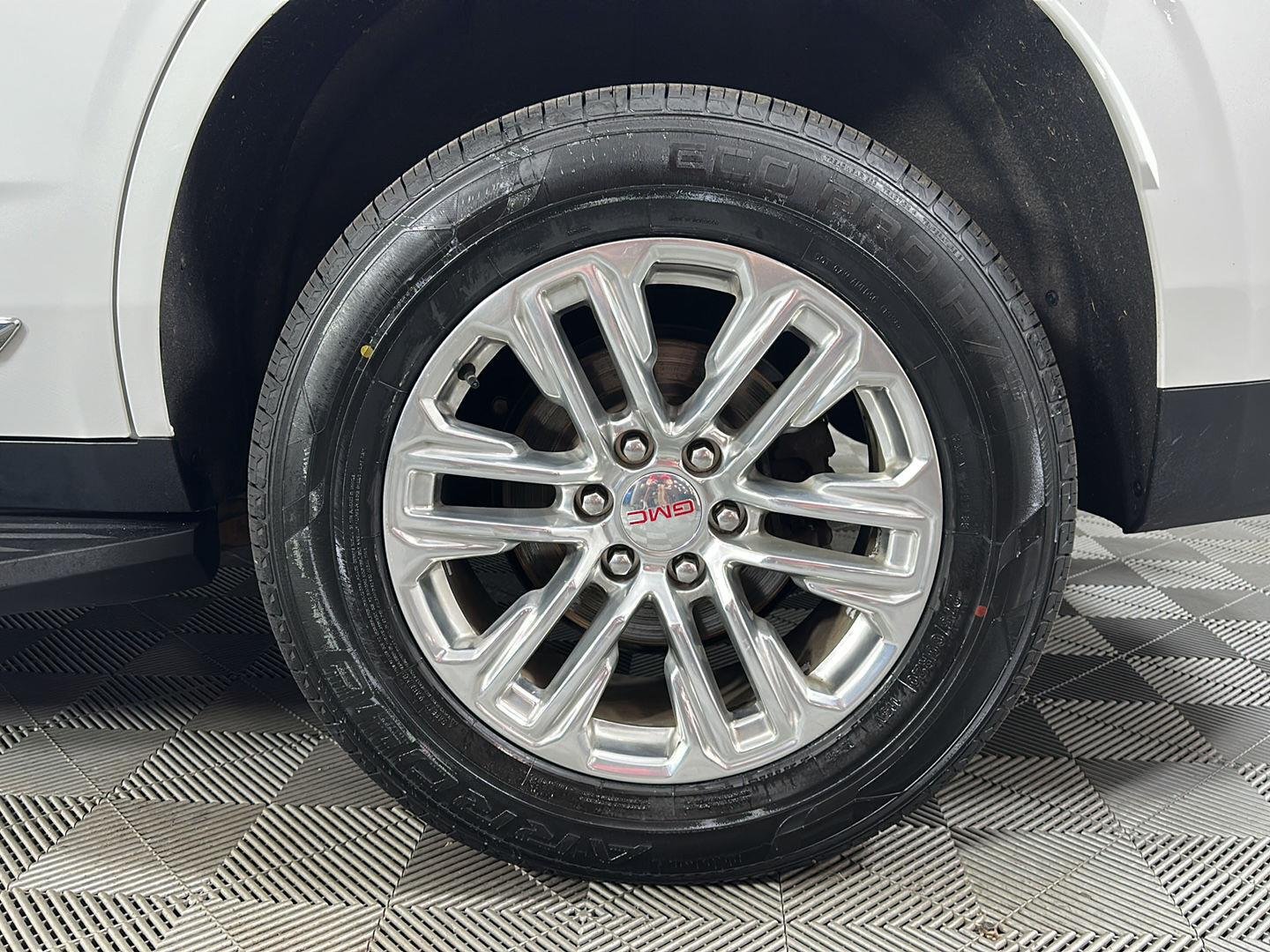 Used 2021 Summit White GMC SLT image 22