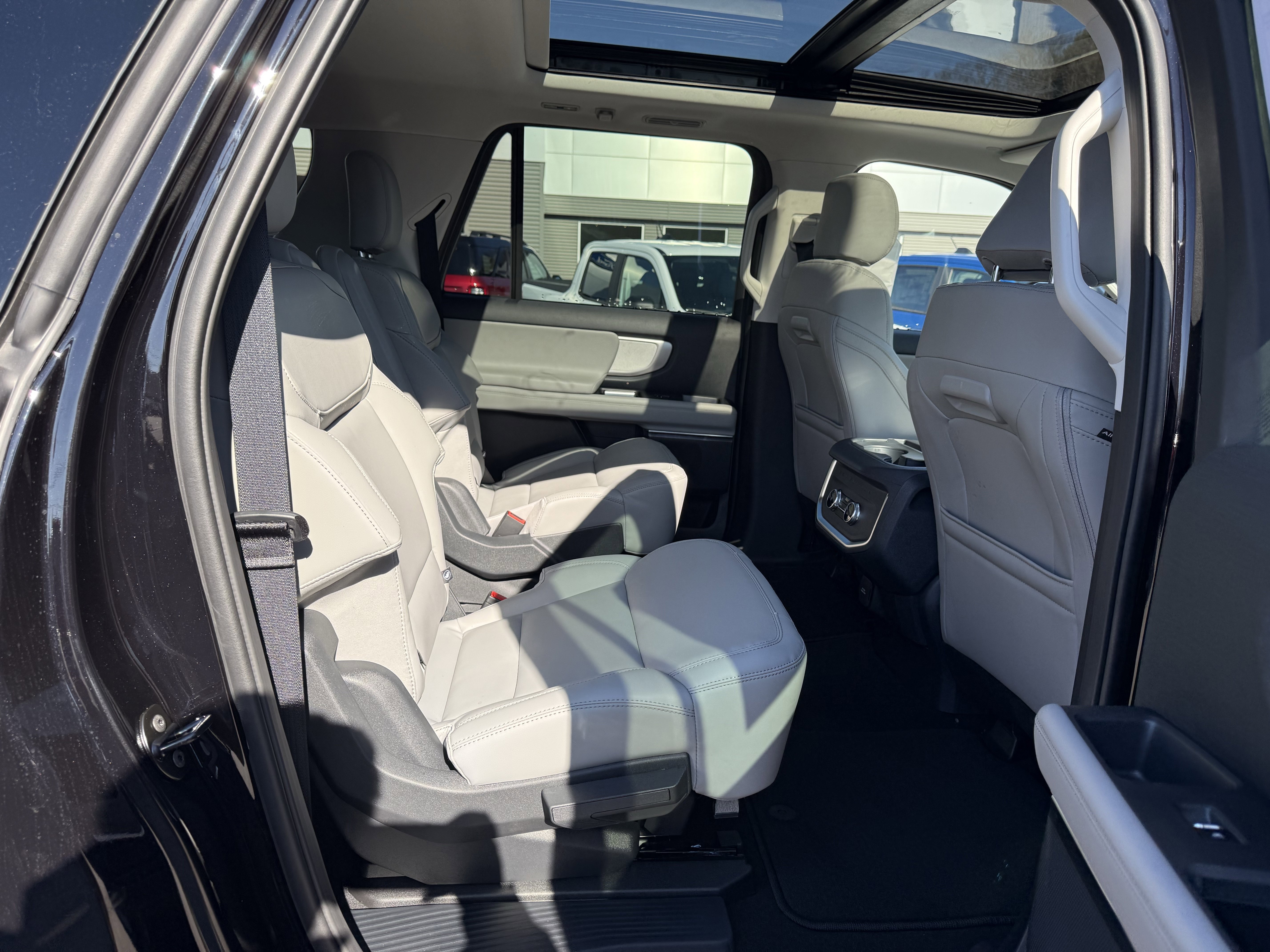 New 2026 Agate Black Metallic Ford Active image 5