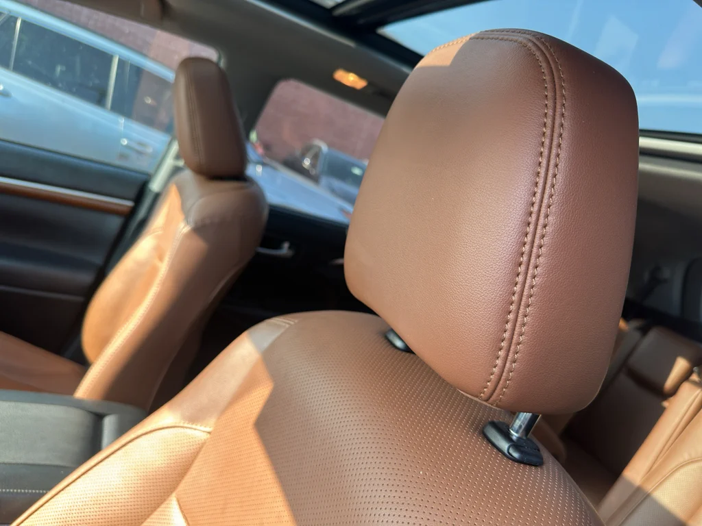 Used 2018 Toasted Walnut Pearl Toyota Limited Platinum image 6