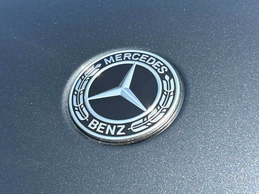 New 2026 Graphite Grey Metallic Mercedes-Benz GLC 300 image 61
