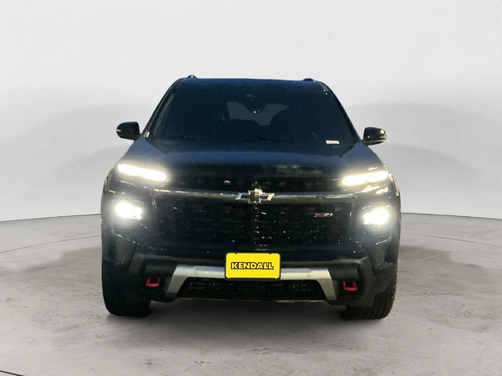 Used 2026 Mosaic Black Metallic Chevrolet Z71 image 3