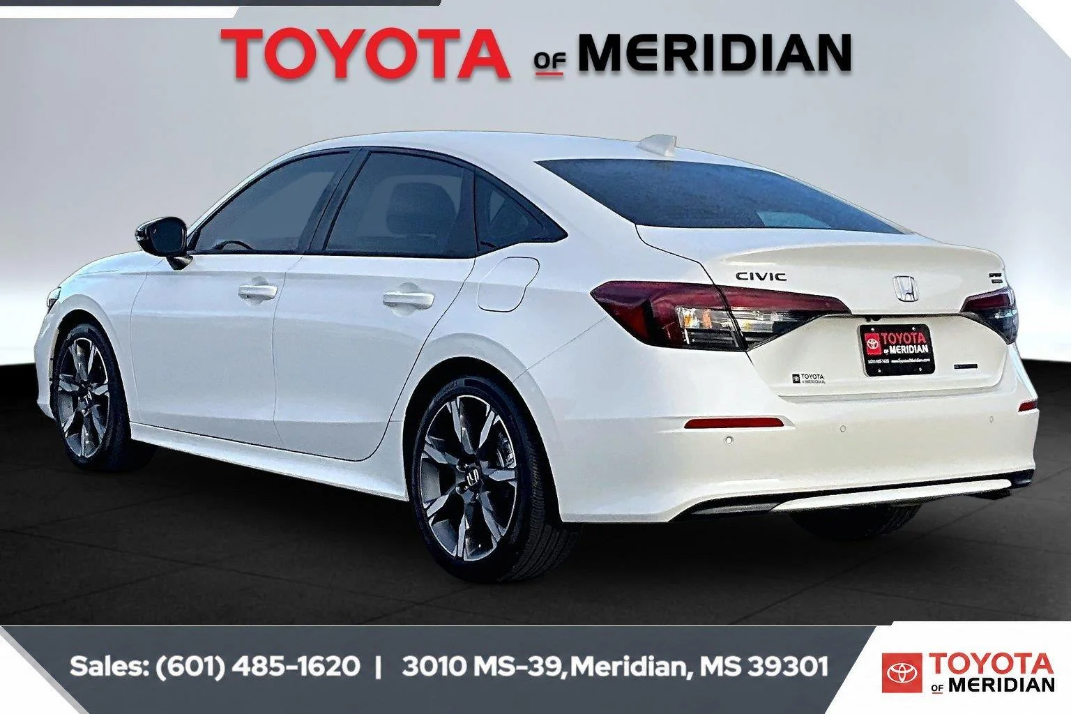 Used 2026 Platinum White Pearl Honda Sport Touring image 2