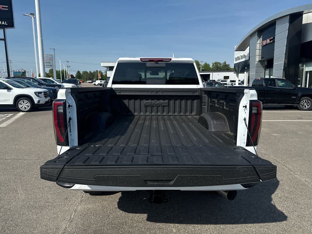 New 2026 Summit White GMC AT4 image 11