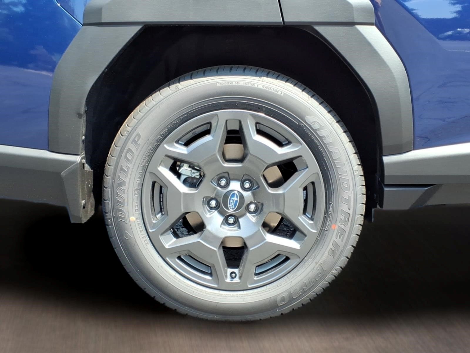 New 2026 SAPPHIRE BLUE PEARL Subaru Premium image 4