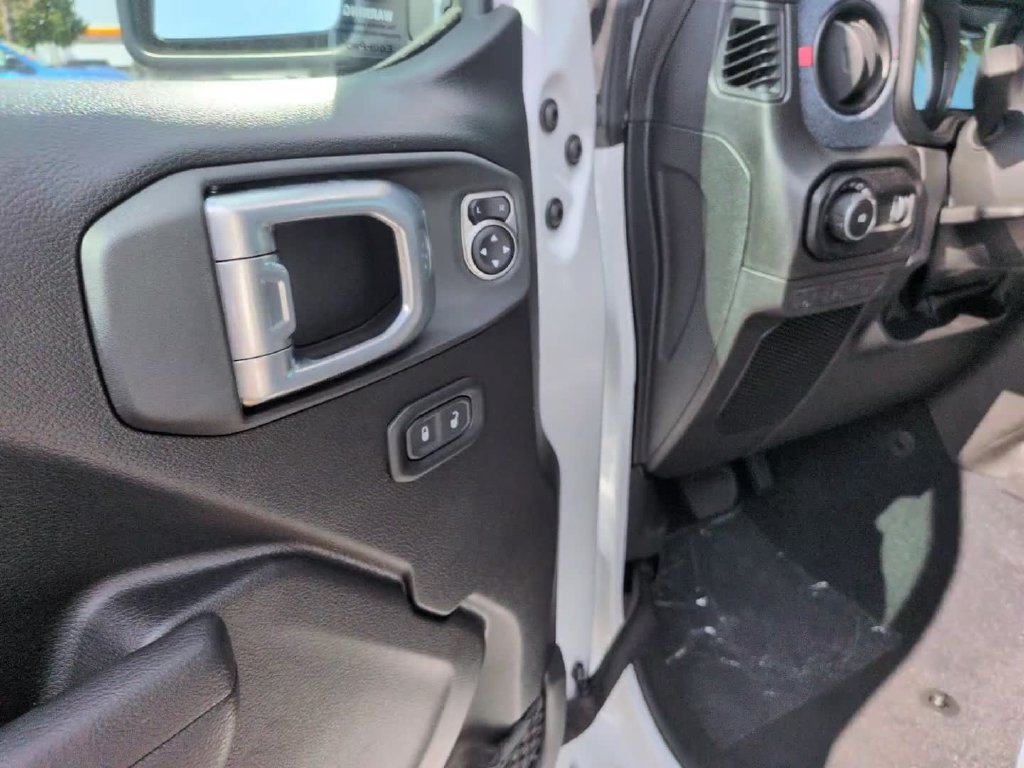New 2026 Bright White Clearcoat Jeep Sport S image 15