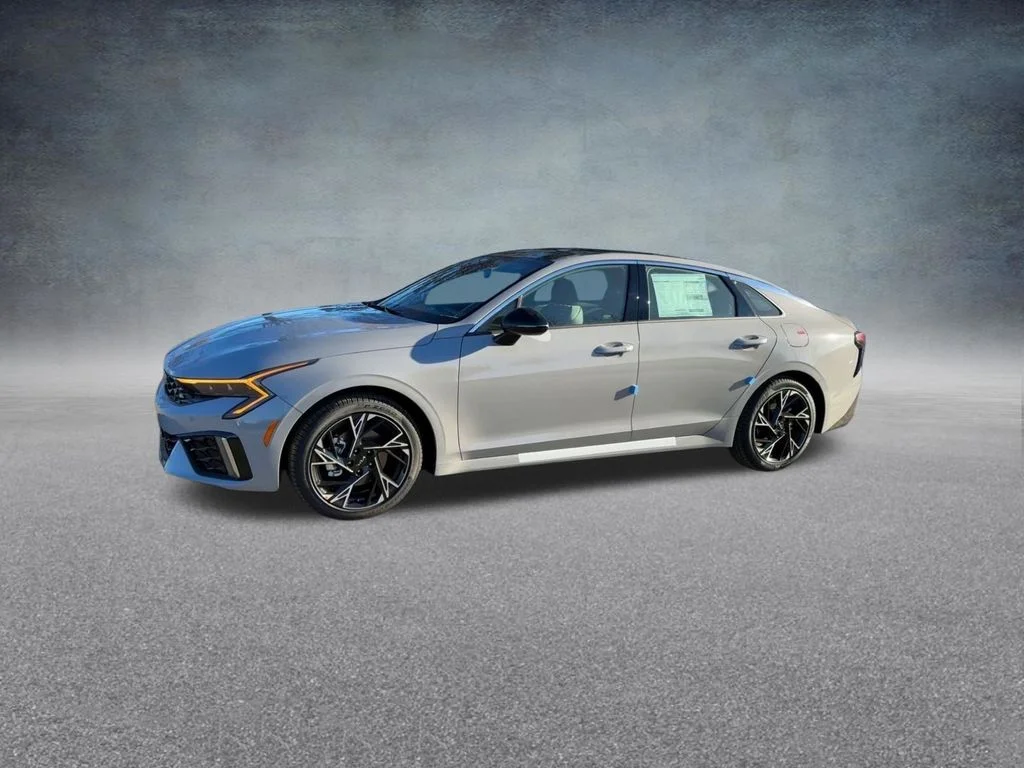 Used 2025 Gray Kia GT-Line image 10