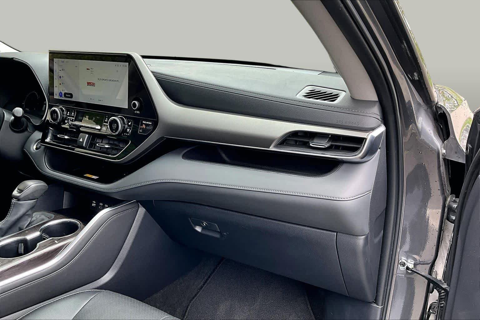 Used 2025 Magnetic Gray Metallic Toyota Limited image 19