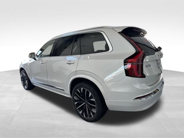 New 2026 White Volvo T8 Ultra image 8
