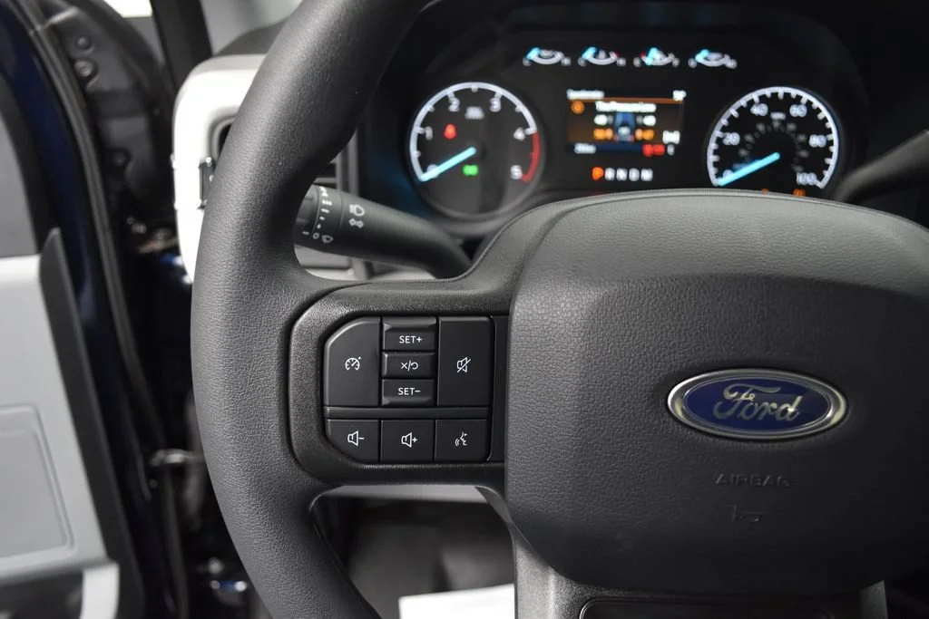2025 Ford F-250 Super Duty XL - Photo 9