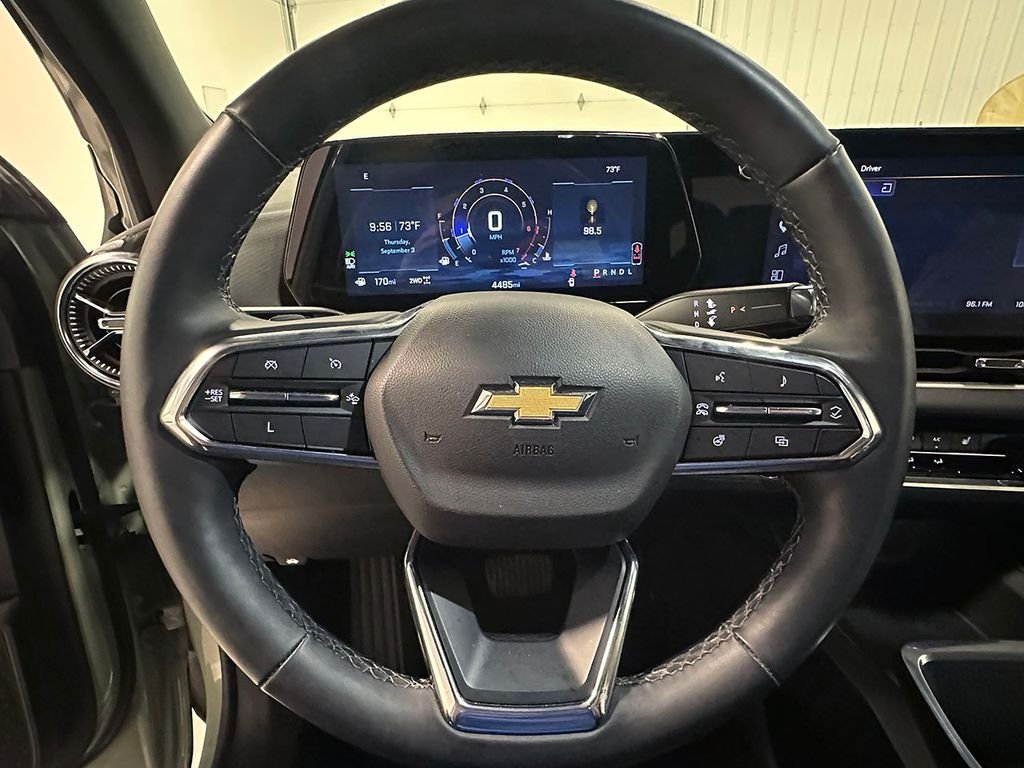 Used 2025 Green Chevrolet LT image 33