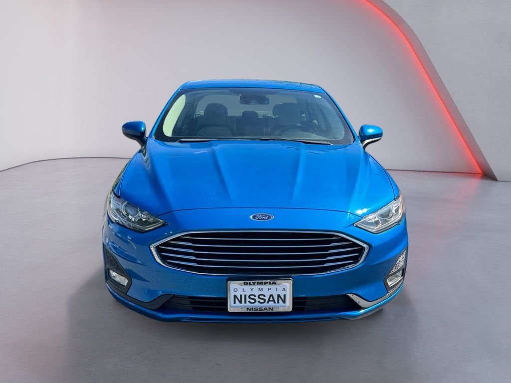 Used 2019 Blue Ford SE image 9