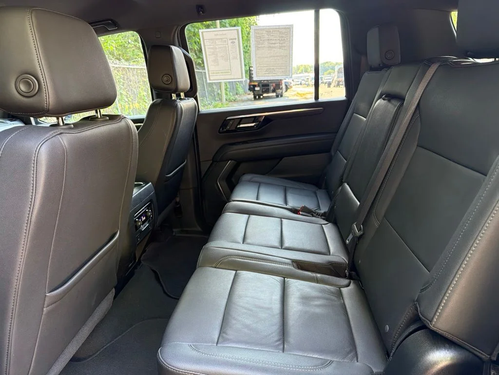 Used 2025 Black Chevrolet LT image 29
