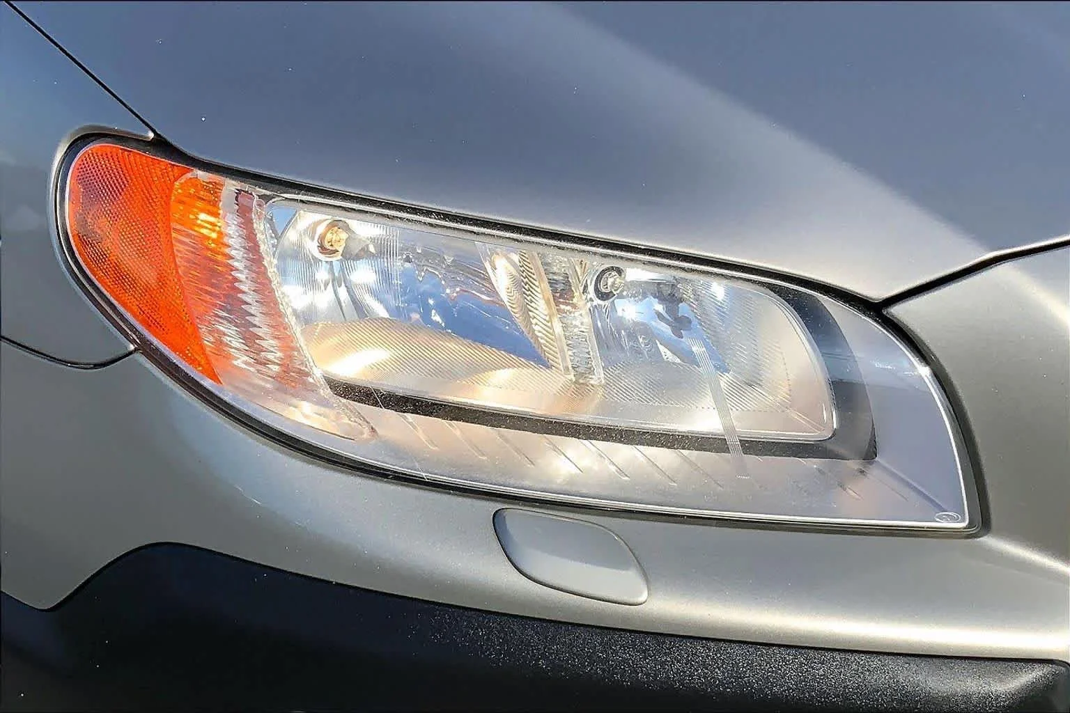 Used 2013 Twilight Bronze Metallic Volvo 3.2L image 25