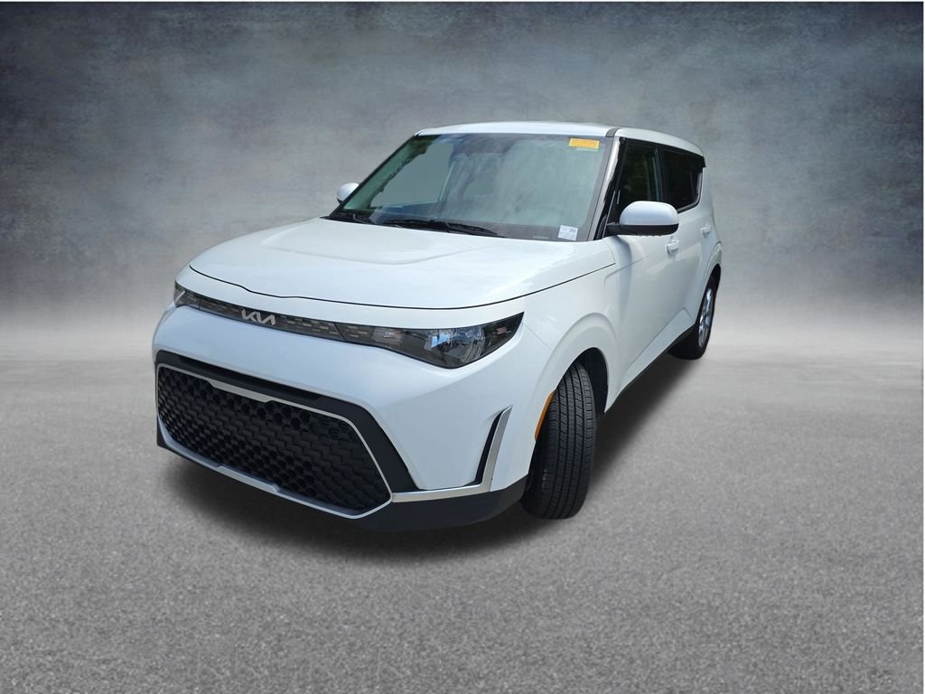 2025 Kia Soul LX - Photo 14