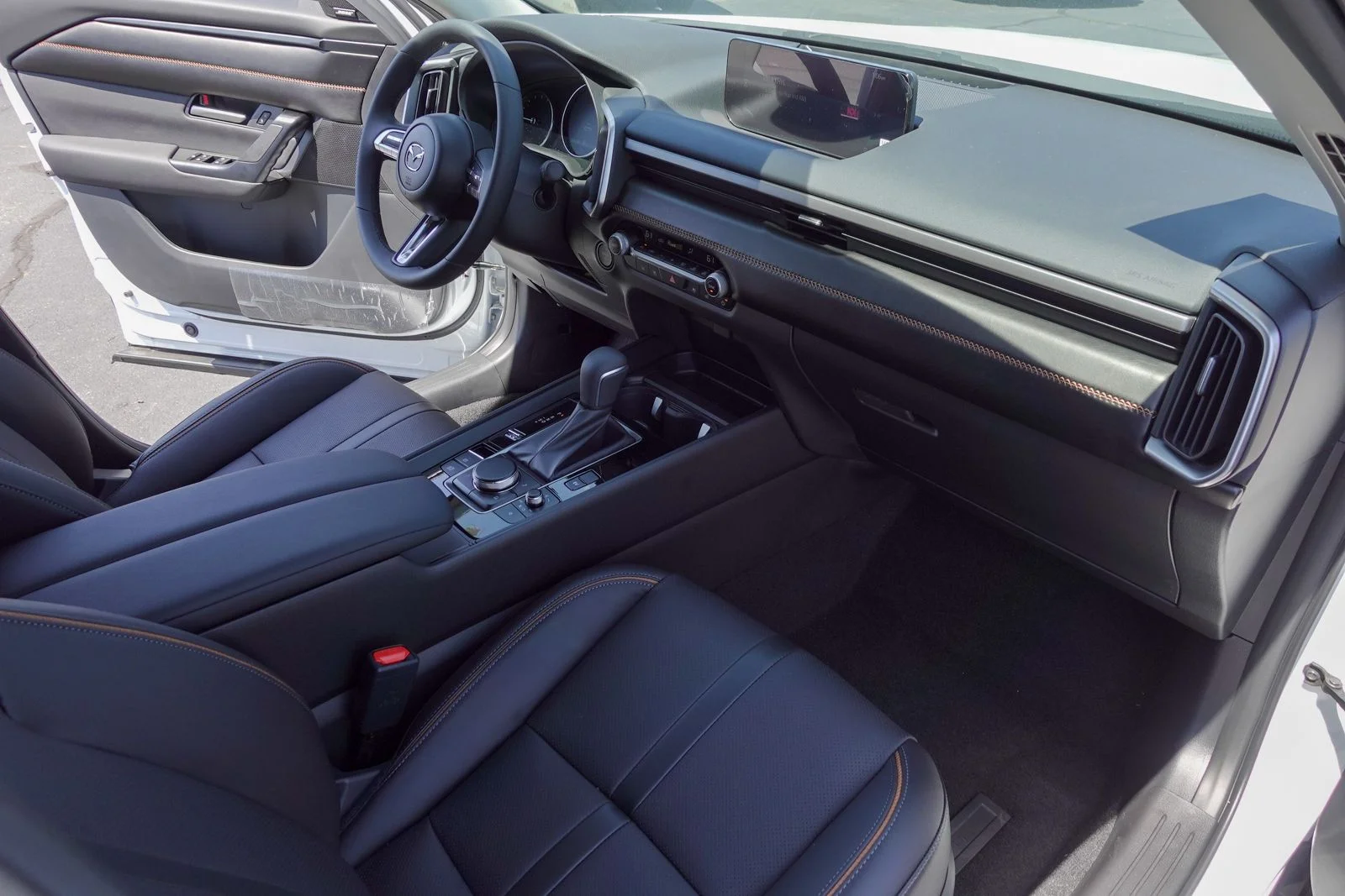 2026 Mazda CX-50 Premium - Photo 12
