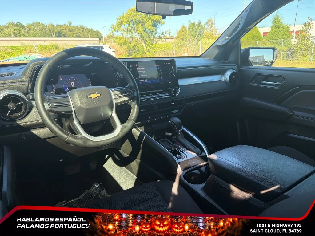Used 2023 RADIANT RED TINTCOAT Chevrolet 2WD LT image 26