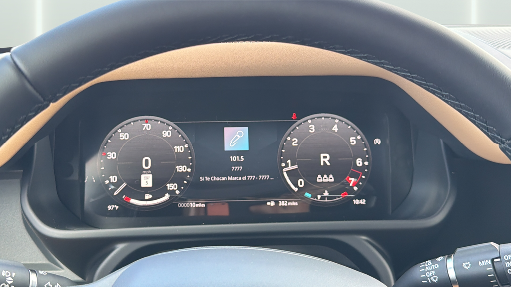 New 2026 Santorini Black Land Rover X-Dynamic SE image 26
