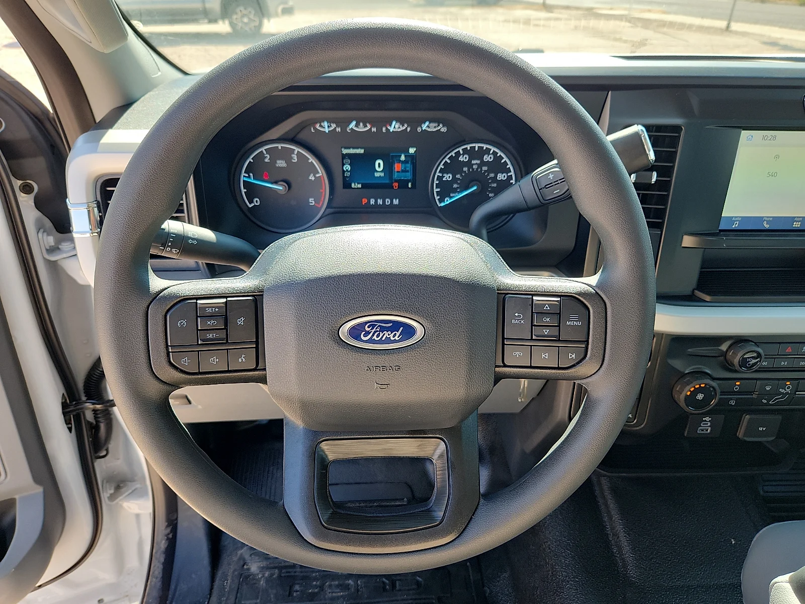 New 2026 Oxford White Ford XL image 21