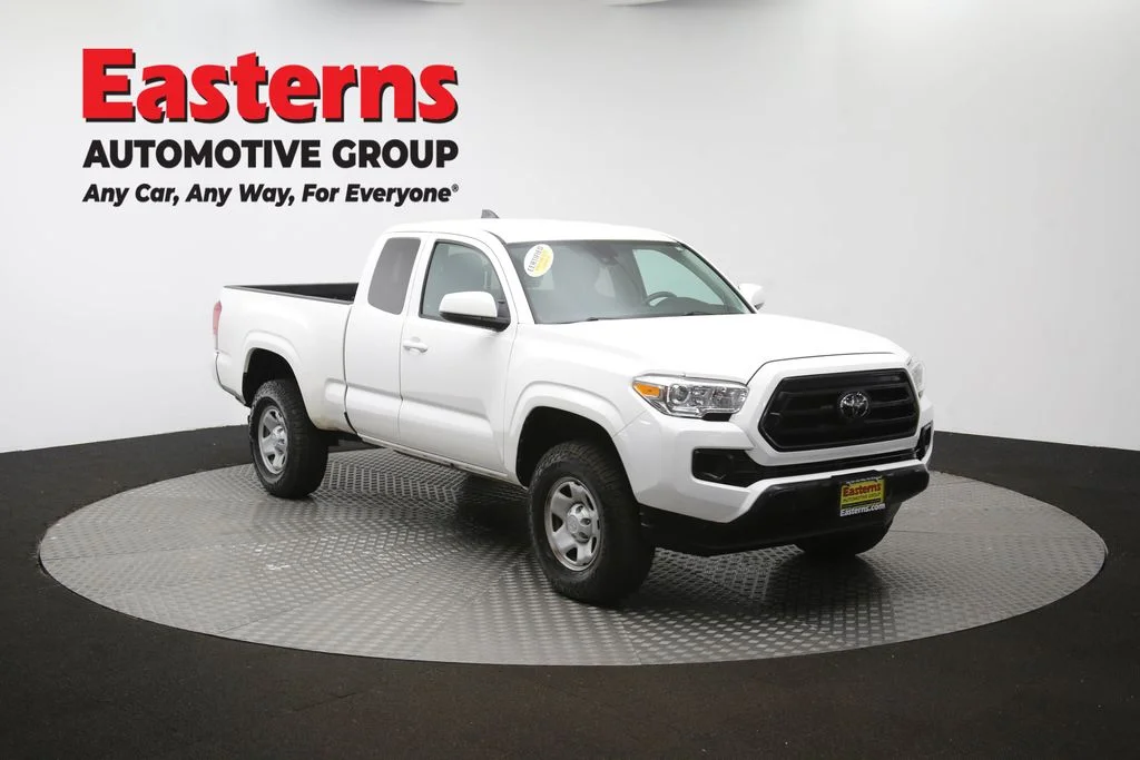 Used 2021 White Toyota SR image 47
