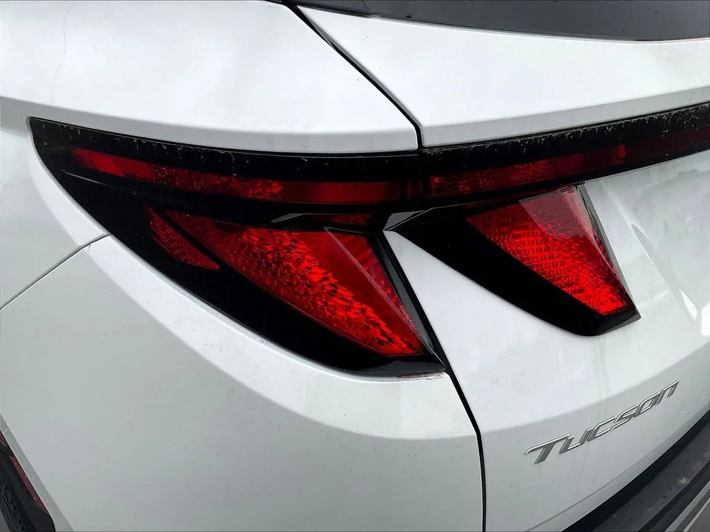 New 2026 White Hyundai SEL image 28