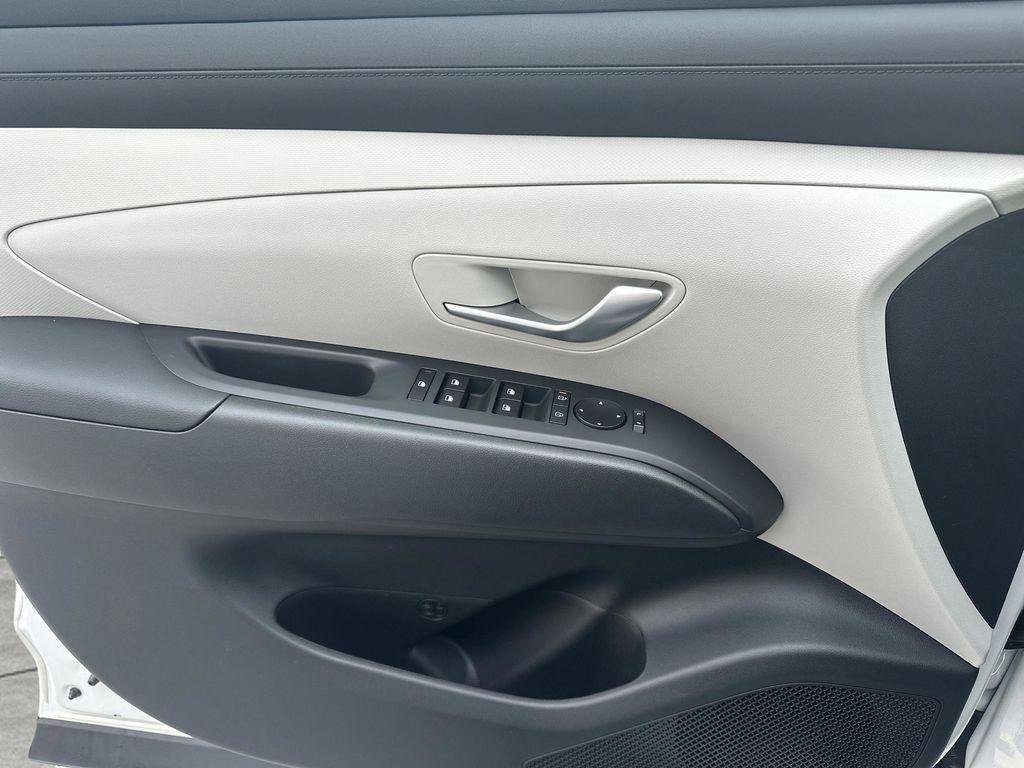 New 2026 Creamy White Pearl Hyundai SEL AWD image 23