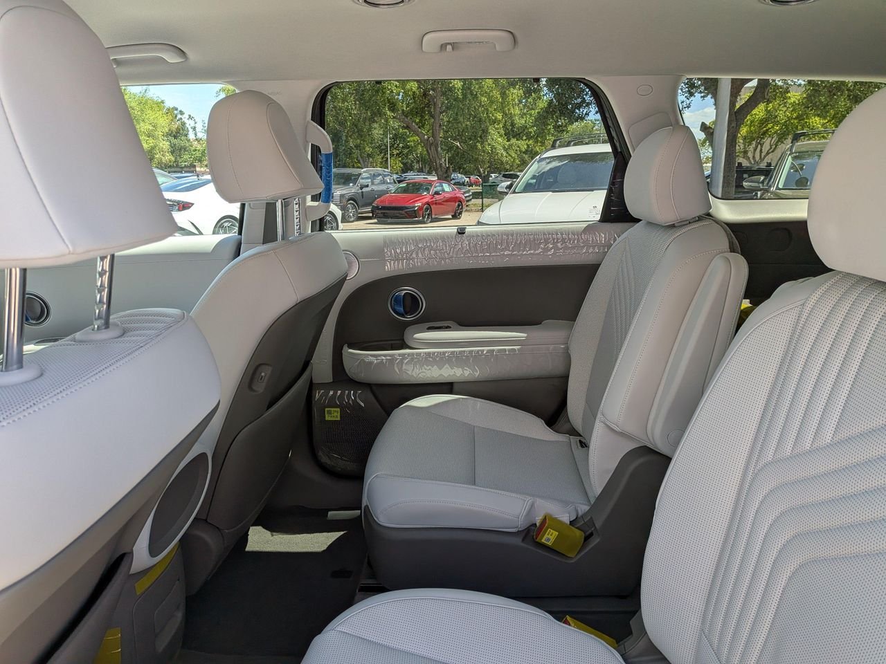 New 2026 Galaxy Maroon Pearl Hyundai Blue SEL Premium 7P image 11