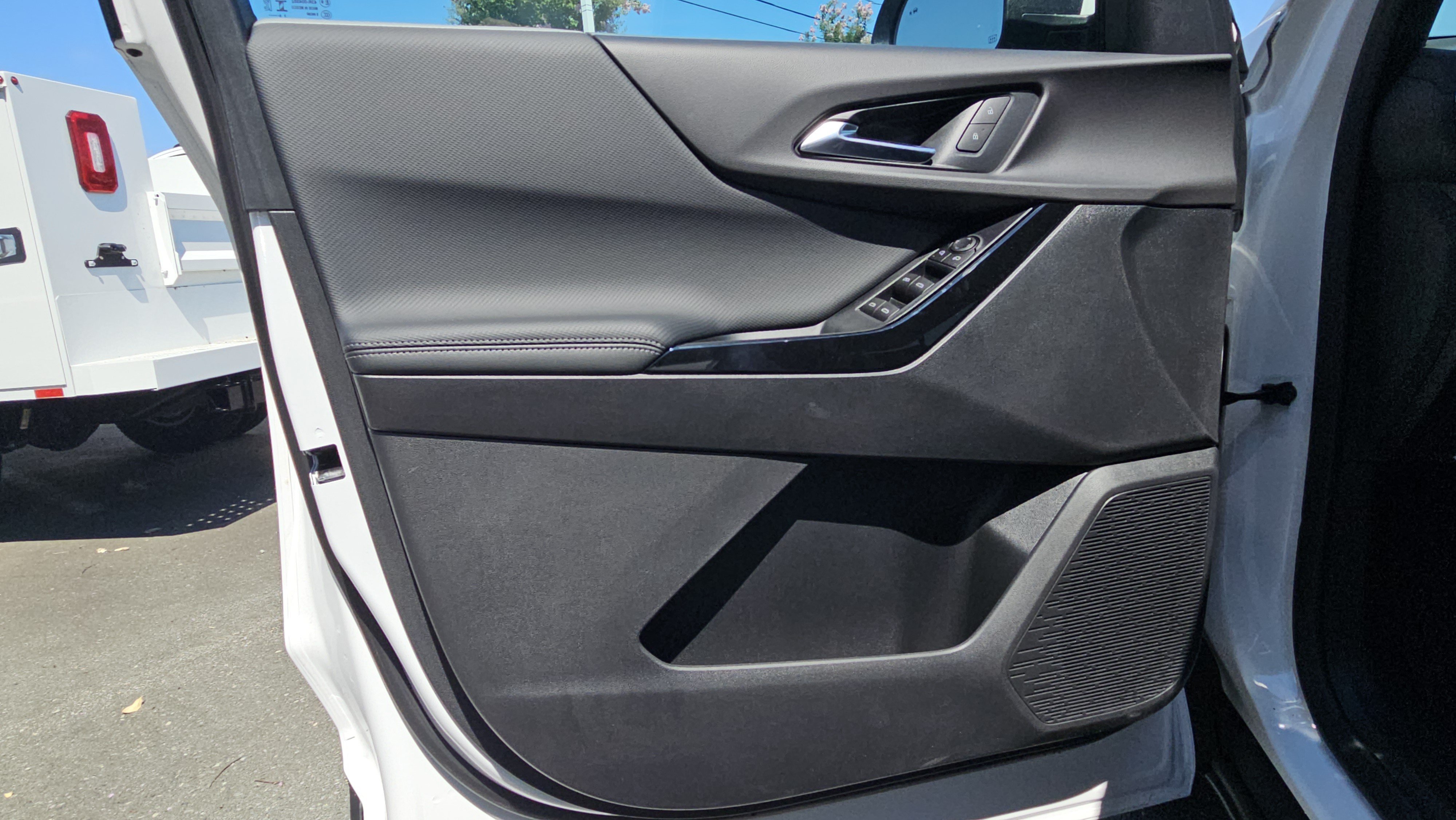 New 2026 Summit White Chevrolet LT image 13