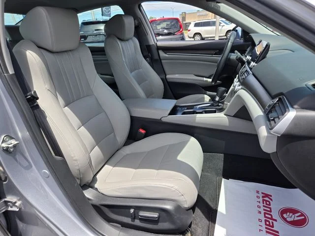 Used 2019 Silver Honda EX-L image 26