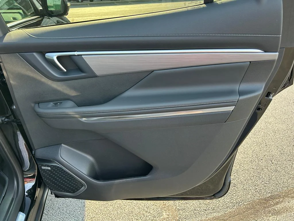 2026 Buick Enclave Preferred - Photo 16