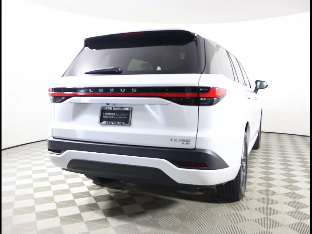 Certified Used 2026 WIND CHILL PEARL* Lexus Premium image 5