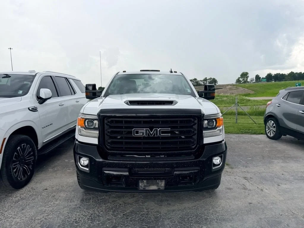 Used 2019 GMC Sierra 2500HD SLT with VIN 1GT12REY9KF248894 for sale in Kansas City