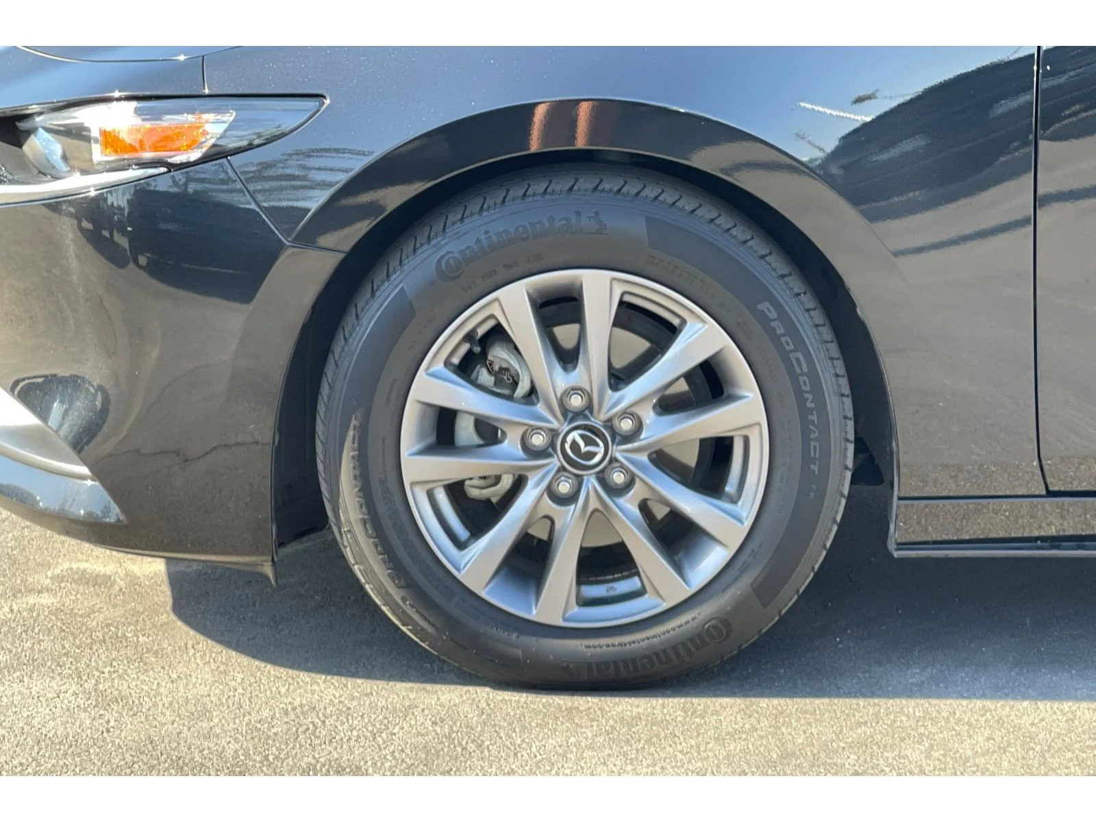 Used 2022 Jet Black Mica Mazda 2.0 image 41