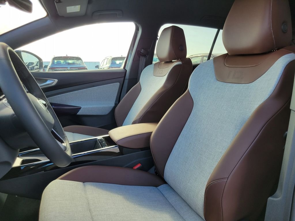 New 2026 Black Volkswagen Pro image 10