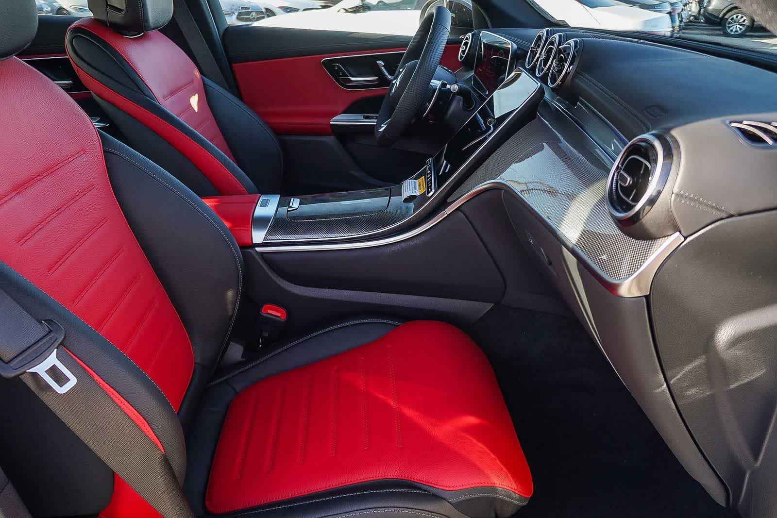 New 2026 Polar White Mercedes-Benz AMG® GLC 43 image 20