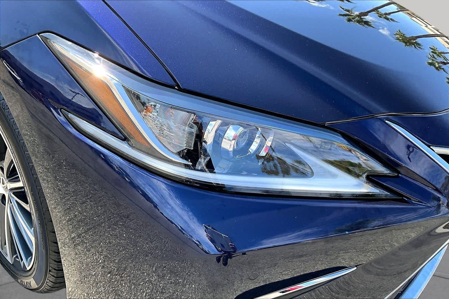 Certified Used 2022 Nightfall Mica Lexus  image 26