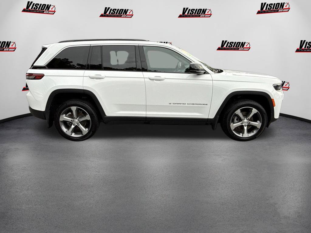 Used 2026 White Jeep Limited image 4