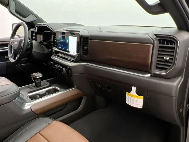 2025 Chevrolet Silverado 1500 High Country - Photo 13