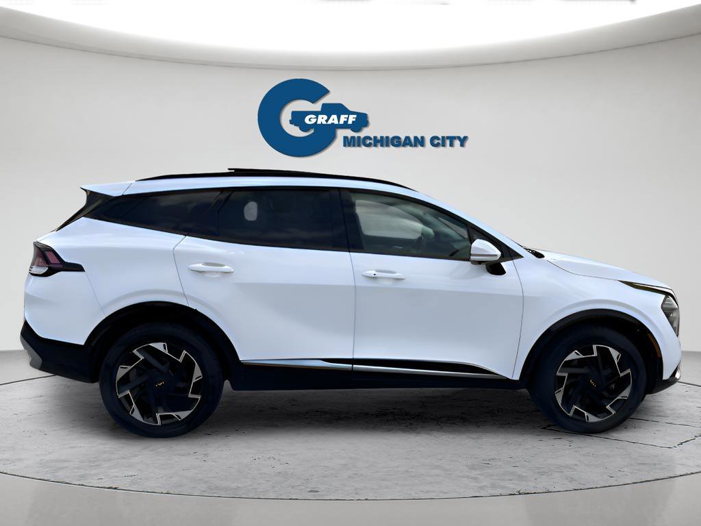 Used 2023 White Kia SX-Prestige image 7