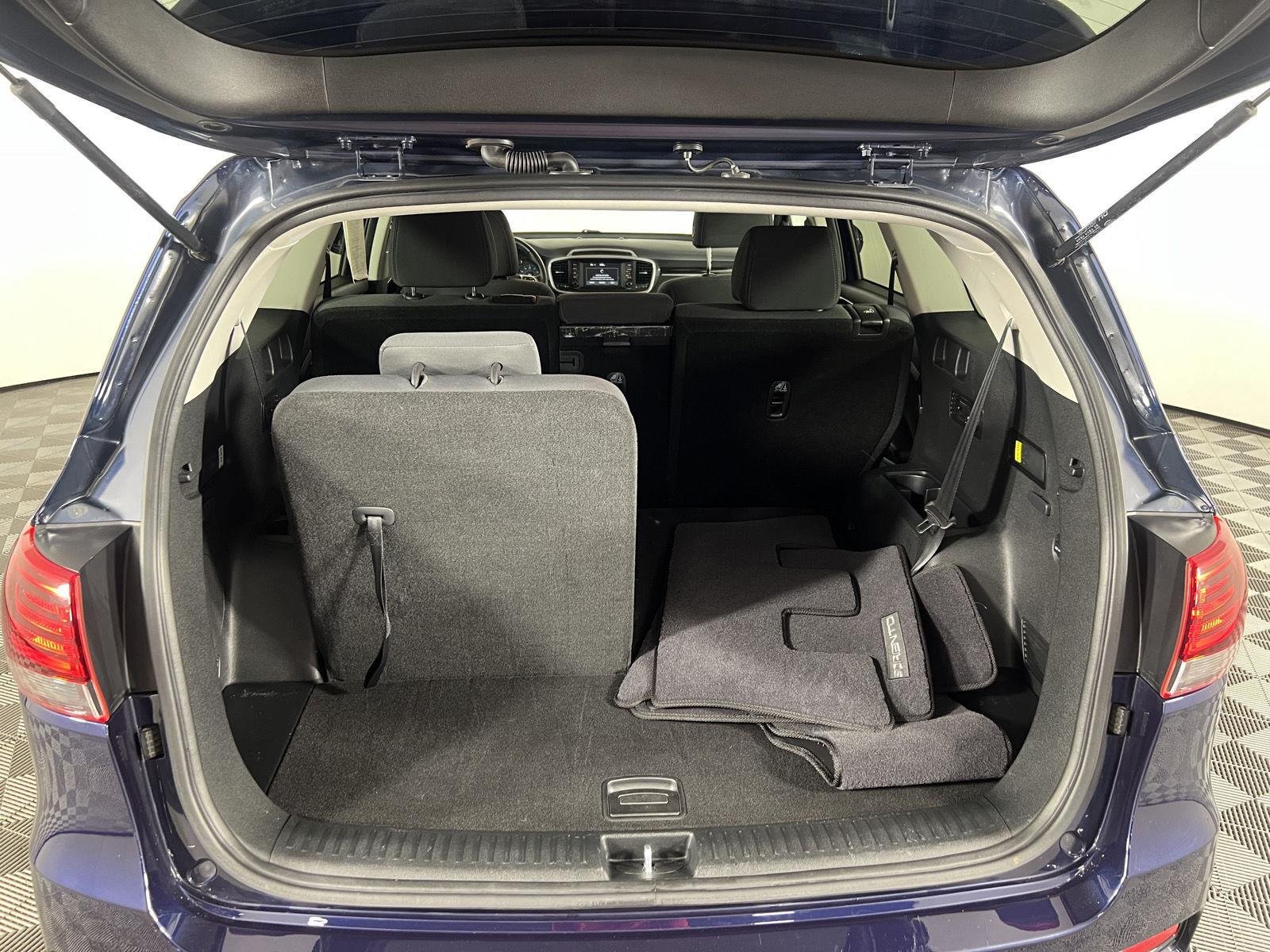 Used 2019 Imperial Blue Kia S V6 image 45