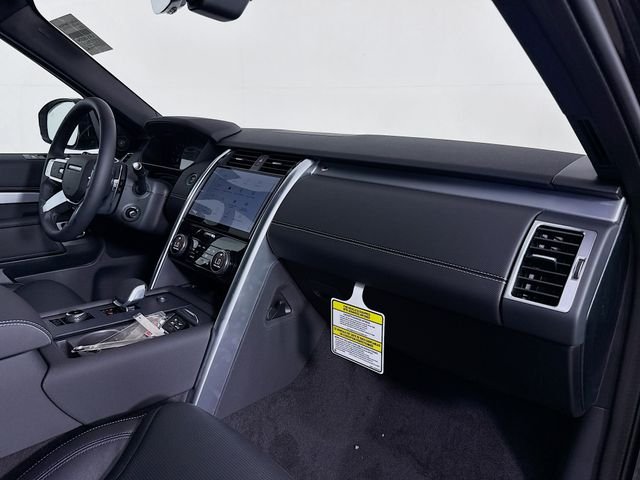 New 2026 Santorini Black Land Rover Dynamic SE image 31