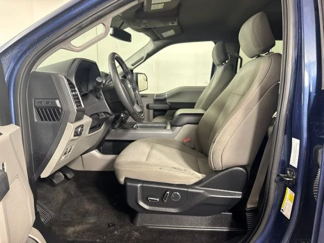 Used 2018 Blue Ford XLT image 11