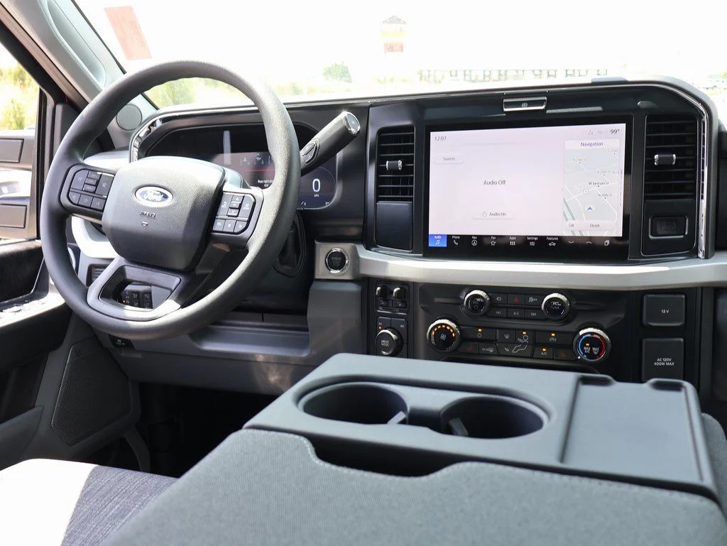 2026 Ford F-250 Super Duty XLT - Photo 13