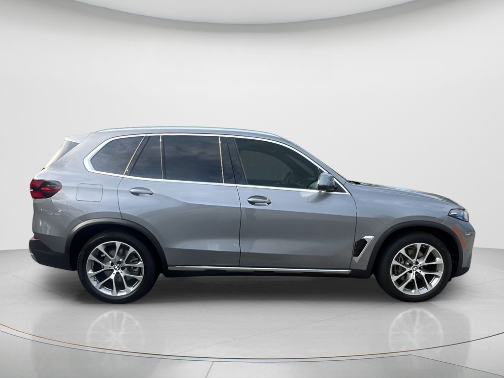 Certified Used 2024 Skyscraper Grey Metallic BMW xDrive40i image 4