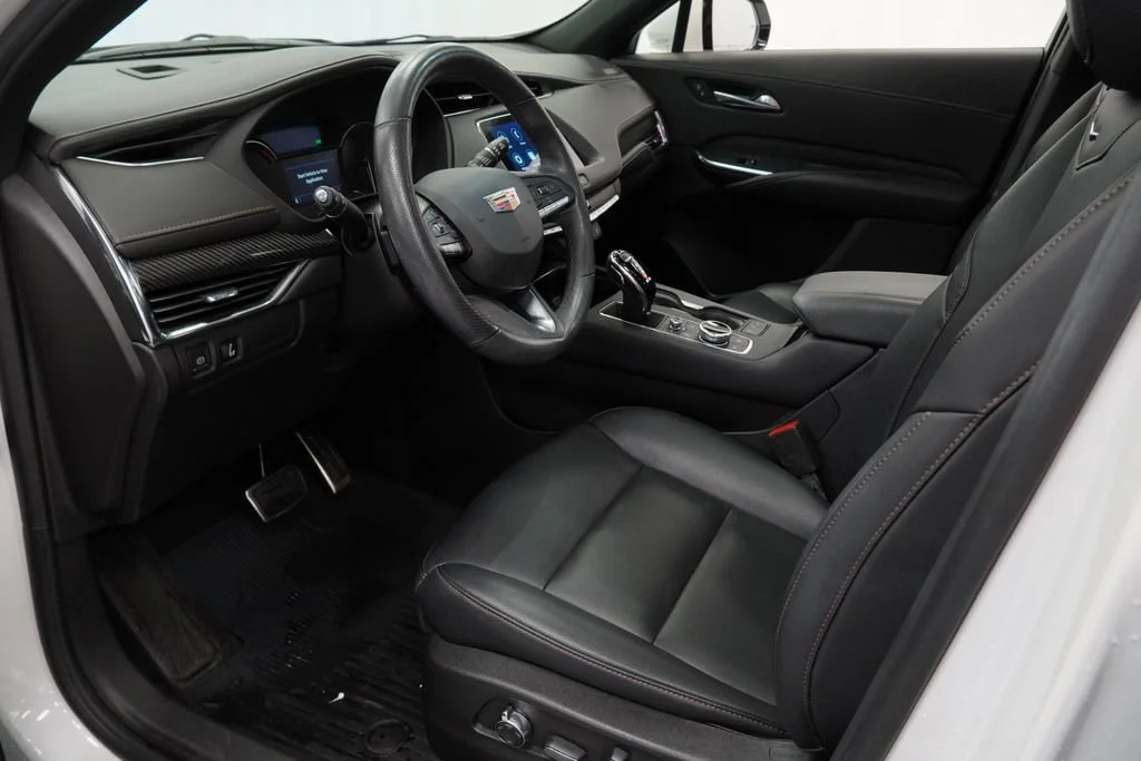 Used 2023 Crystal White Tricoat Cadillac Sport image 11