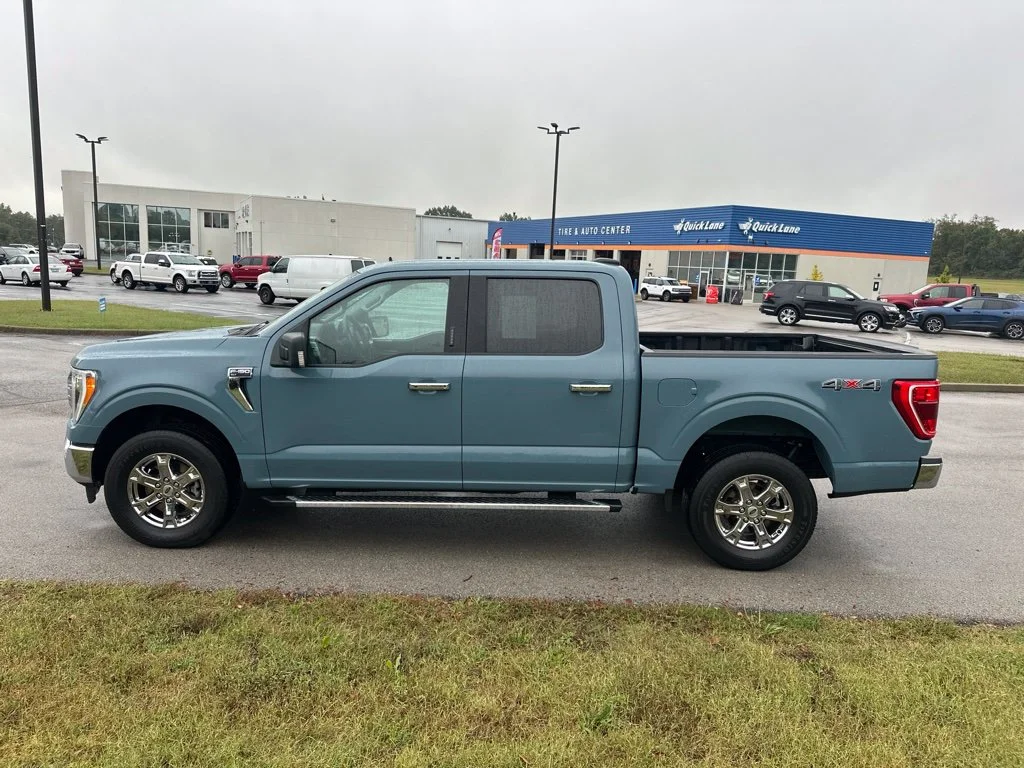Used 2023 Blue Ford XLT image 7